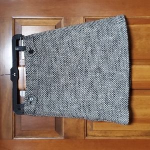 Black and white tweed skirt